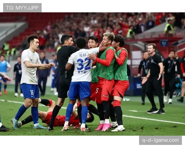 上海海港强势夺冠，引领新赛季争冠风潮