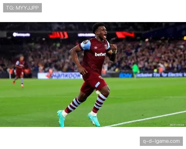 阿贾克斯青训再绽新星，多位小将崭露头角引瞩目