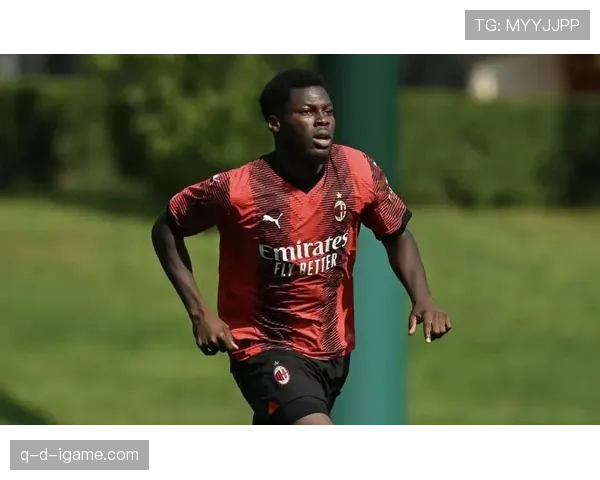 穆萨闪耀赛场，年轻前锋持续爆发引广泛关注