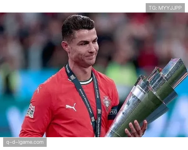 C罗是否拖累球队:战术适配性与比赛影响力分析 C罗是否拖累球队:战术适配性与比赛影响力分析