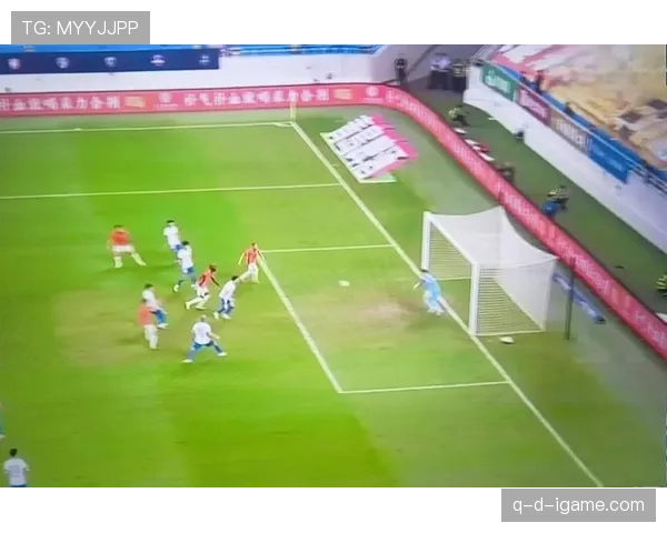 越位争议判罚：VAR为何多次判不清球员站位界限？