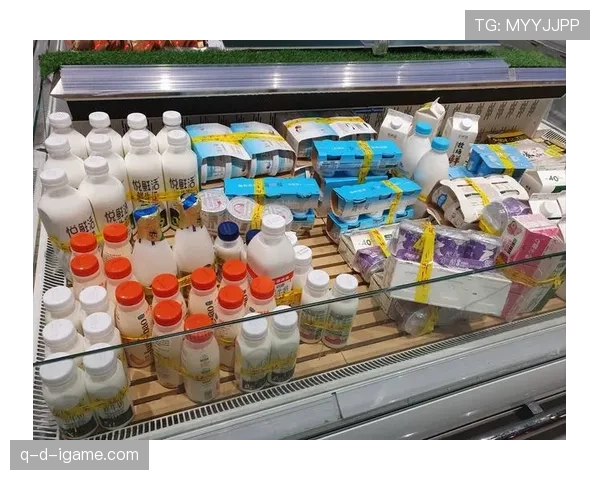 高亭宇训练完直接去超市抢打折酸奶？